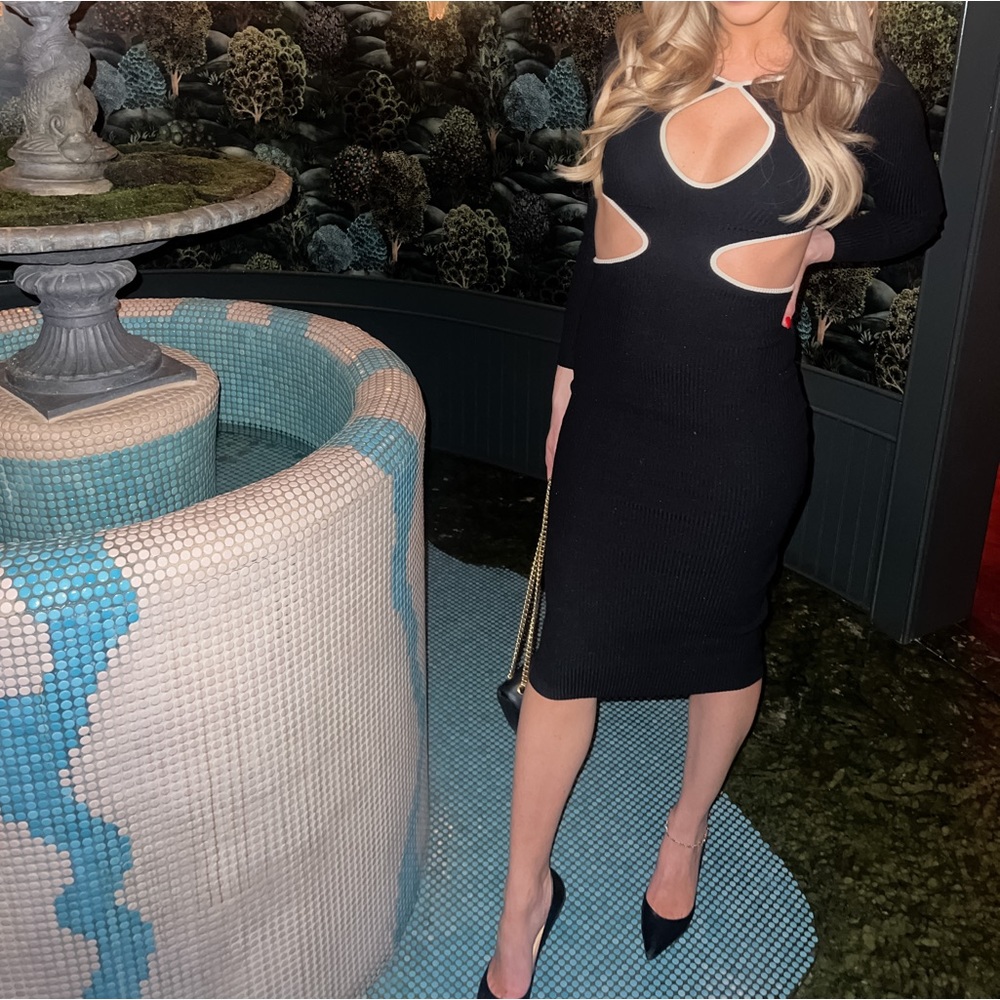 Black and white bodycon dress